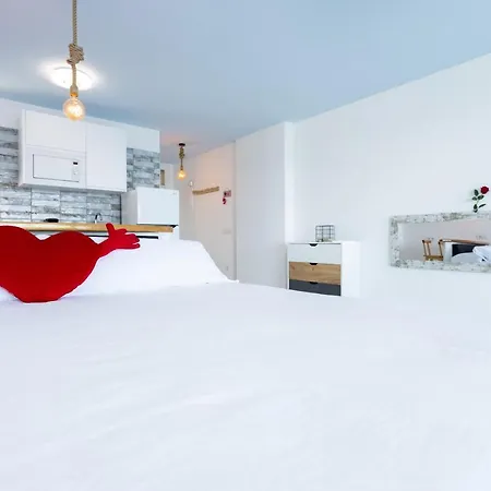 Home2book The Romantic Skyline Of 公寓 *